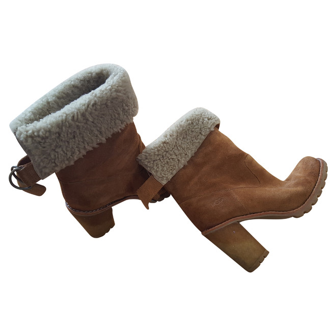 fold down fur uggs