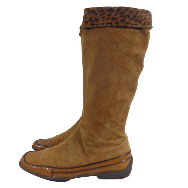 Dyva Boots | The Next Closet Dyva Boots | The Next Closet