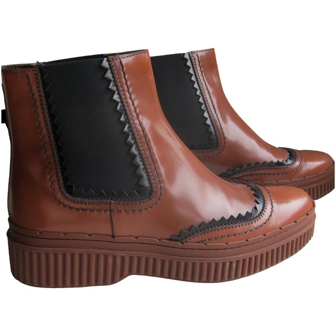 Second Hand Brown Leather Tod S Ankle Boots The Next Closet