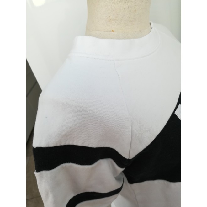 Lois Trui | The Next Closet Lois Trui | The Next Closet