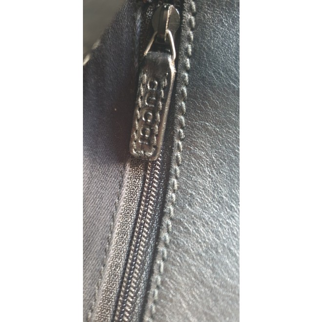 gucci ykk zipper