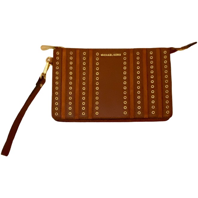 michael kors clutch brown