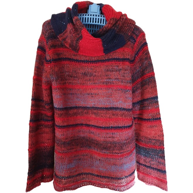 Caroline Biss Trui | The Next Closet Caroline Biss Trui | The Next Closet