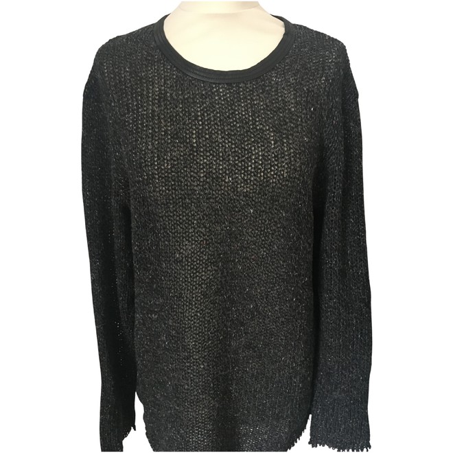 Iro Trui | The Next Closet Iro Trui | The Next Closet