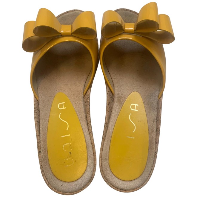 unisa flip flops