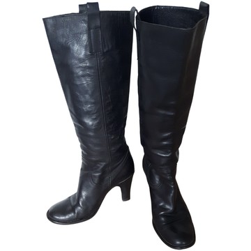 russell and bromley nederland