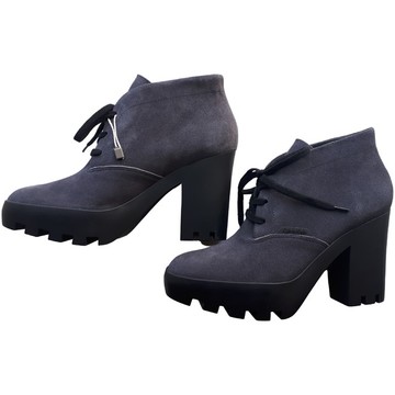 Vintage & second hand Calvin Klein ankle boots | The Next Closet