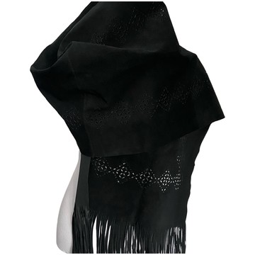 Zelfrespect Ruim rook Vintage & tweedehands Yves Saint Laurent sjaals | The Next Closet