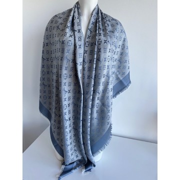 Logisch Wrijven Conflict Vintage & tweedehands Louis Vuitton sjaals | The Next Closet