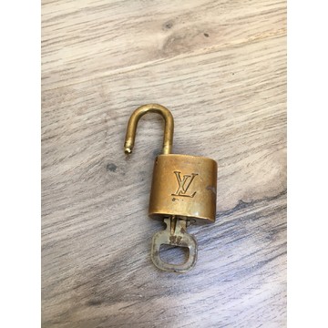 Louis Vuitton, Accessories, Louis Vuitton Lock And Keys