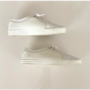 Christian Louboutin White Patent Leather Joli-Noeud Dorcet D'Orsay Heels  Size 6/36.5 - Yoogi's Closet