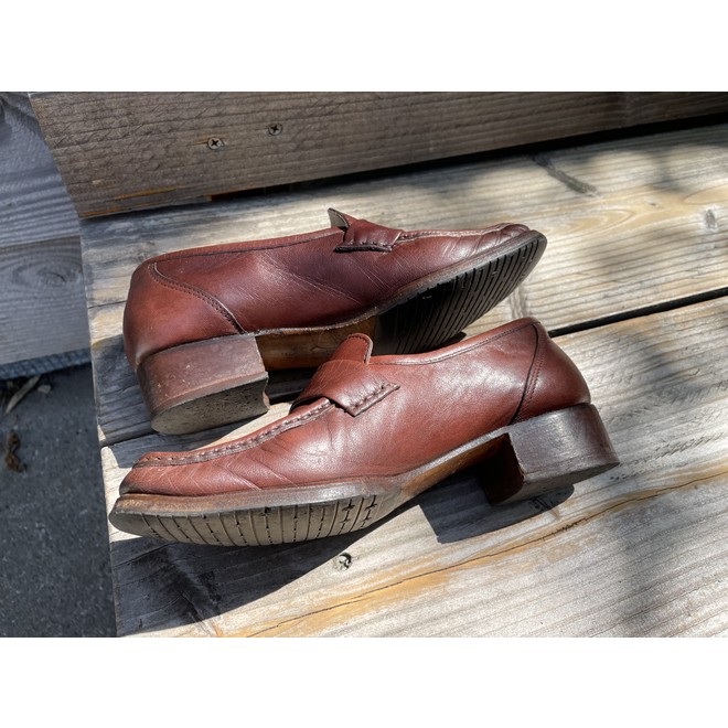 Vintage second hand Bally loafers The Next Closet