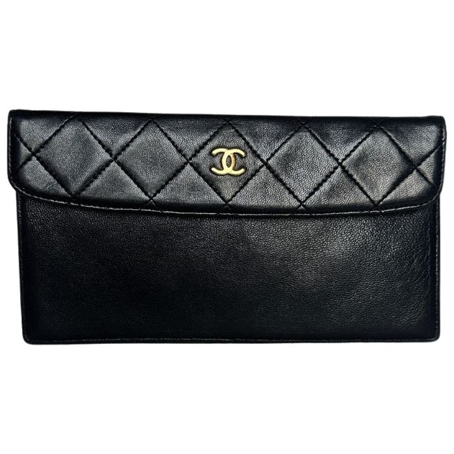 Vintage & second hand Chanel wallets | The Next Closet