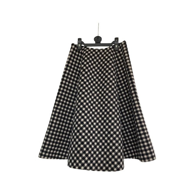 Vintage & second hand Prada skirts | The Next Closet